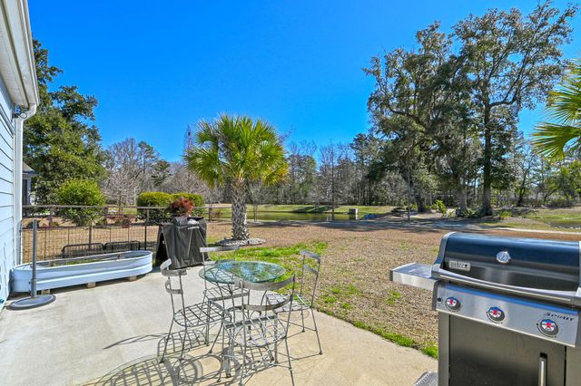 2186 Saint Johns Woods Parkway, Johns Island, SC 29455