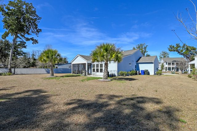 2186 Saint Johns Woods Parkway, Johns Island, SC 29455