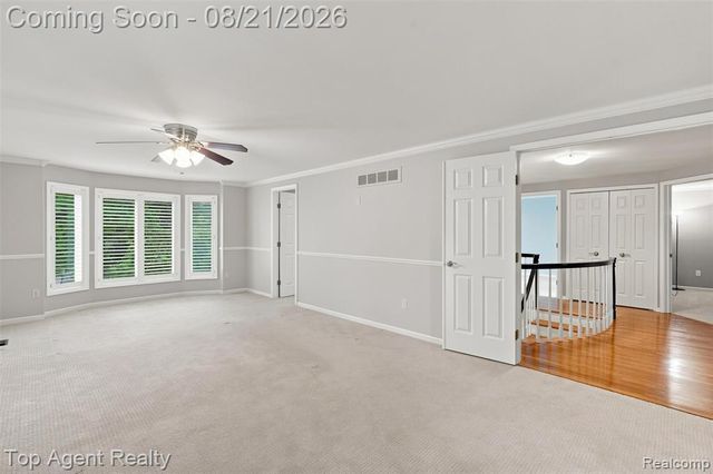 412 Streamview Court, Rochester Hills, MI 48309