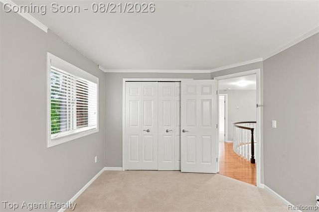 412 Streamview Court, Rochester Hills, MI 48309