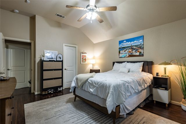 218 Rawhide Street, Waxahachie, TX 75165