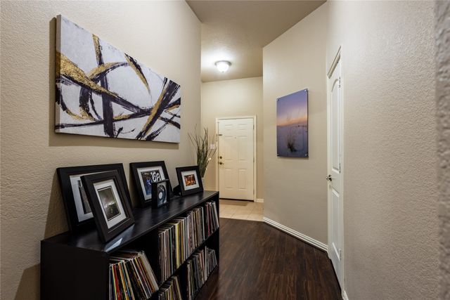 218 Rawhide Street, Waxahachie, TX 75165