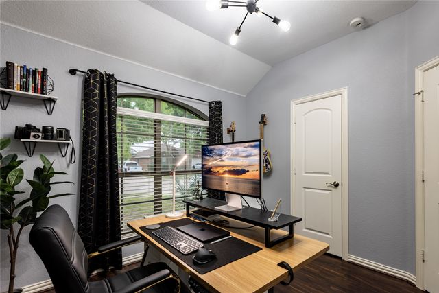 218 Rawhide Street, Waxahachie, TX 75165