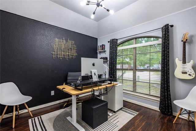 218 Rawhide Street, Waxahachie, TX 75165