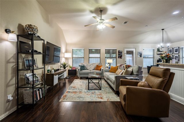 218 Rawhide Street, Waxahachie, TX 75165