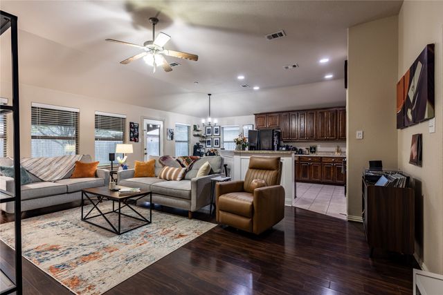 218 Rawhide Street, Waxahachie, TX 75165