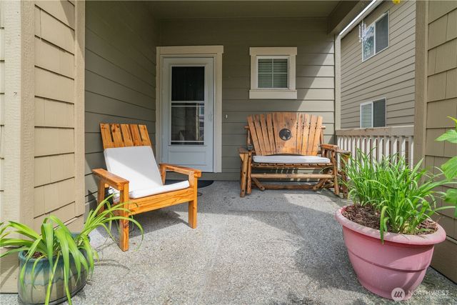 3017 Eagle Loop NE, Lacey, WA 98516
