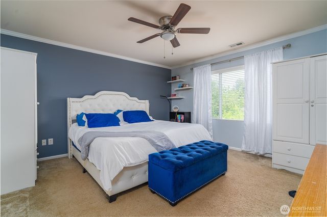 3017 Eagle Loop NE, Lacey, WA 98516