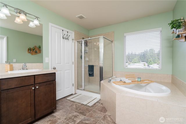 3017 Eagle Loop NE, Lacey, WA 98516