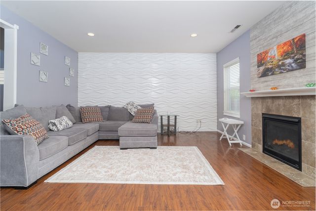 3017 Eagle Loop NE, Lacey, WA 98516