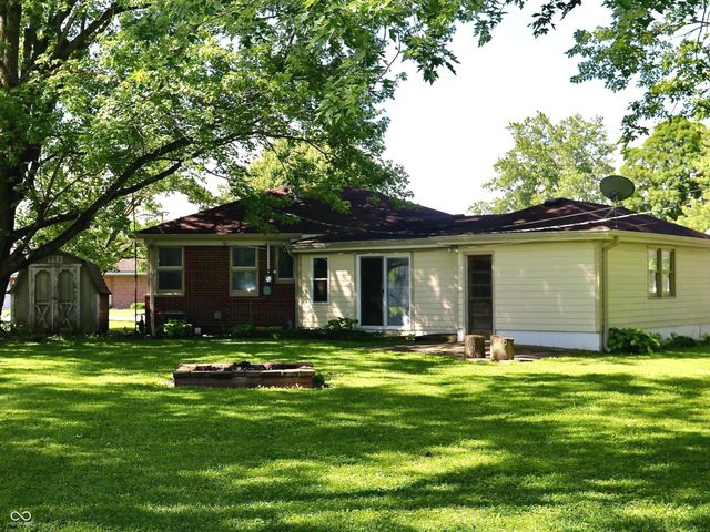 52 W.Mill Street, New Palestine, IN 46163