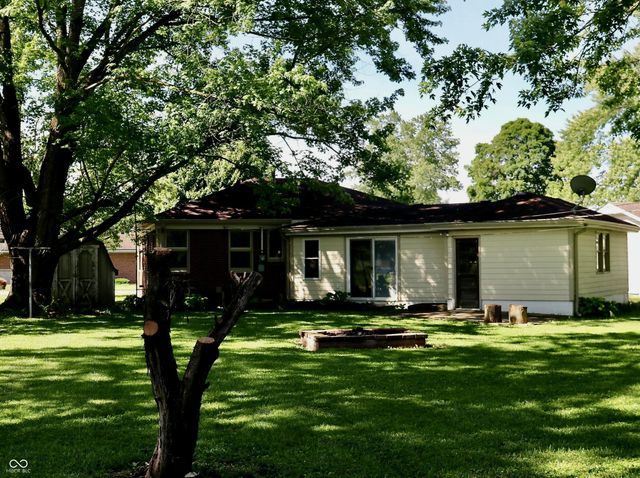 52 W.Mill Street, New Palestine, IN 46163