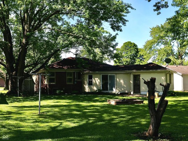 52 W.Mill Street, New Palestine, IN 46163