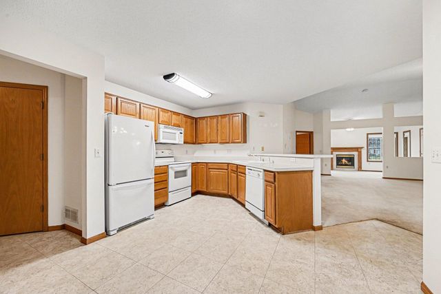 25555 Park Lane, Shorewood, MN 55331