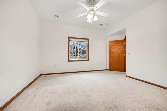 25555 Park Lane, Shorewood, MN 55331