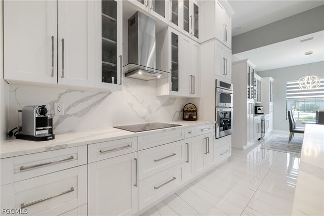 2524 SW 25th ST, Cape Coral, FL 33914