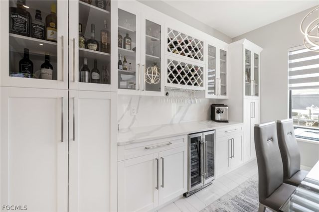 2524 SW 25th ST, Cape Coral, FL 33914