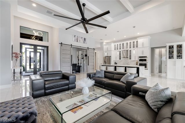 2524 SW 25th ST, Cape Coral, FL 33914