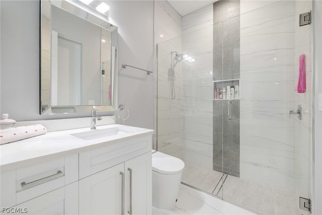 2524 SW 25th ST, Cape Coral, FL 33914