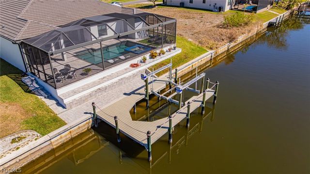 2524 SW 25th ST, Cape Coral, FL 33914