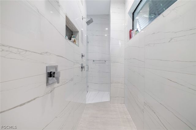 2524 SW 25th ST, Cape Coral, FL 33914