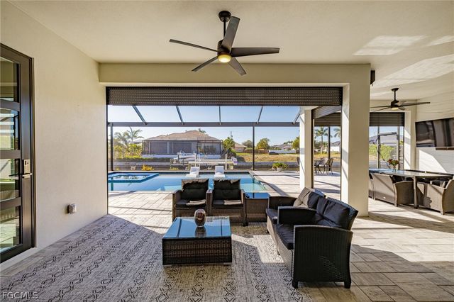 2524 SW 25th ST, Cape Coral, FL 33914