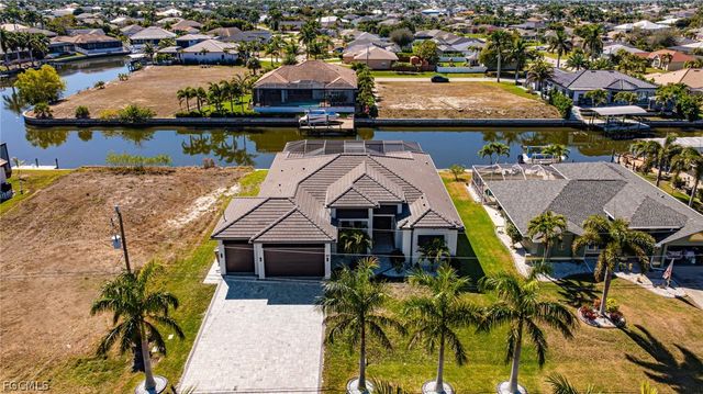 2524 SW 25th ST, Cape Coral, FL 33914