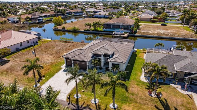 2524 SW 25th ST, Cape Coral, FL 33914