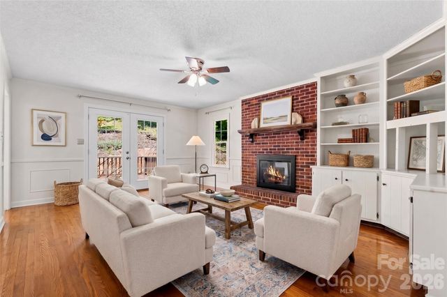 3132 Stoney Brook Drive, Lenoir, NC 28645
