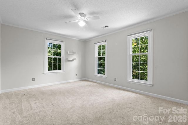 3132 Stoney Brook Drive, Lenoir, NC 28645