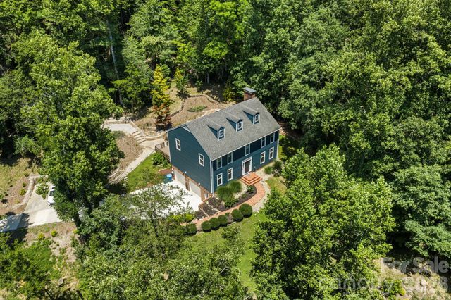 3132 Stoney Brook Drive, Lenoir, NC 28645