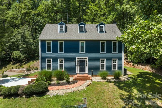 3132 Stoney Brook Drive, Lenoir, NC 28645