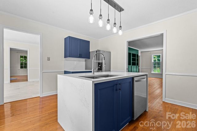 3132 Stoney Brook Drive, Lenoir, NC 28645