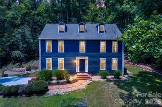 3132 Stoney Brook Drive, Lenoir, NC 28645