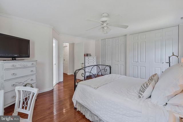 2655 CENTENNIAL CT, Alexandria, VA 22311