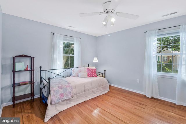 2655 CENTENNIAL CT, Alexandria, VA 22311