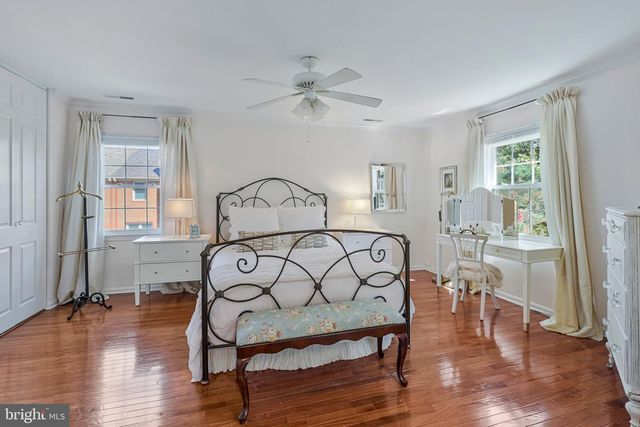 2655 CENTENNIAL CT, Alexandria, VA 22311