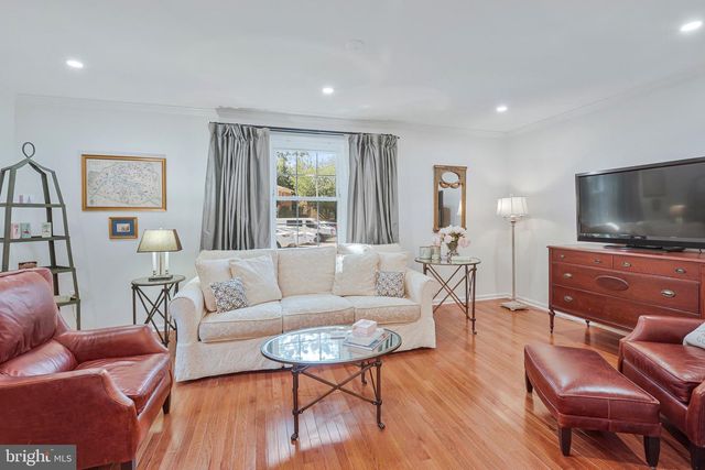 2655 CENTENNIAL CT, Alexandria, VA 22311