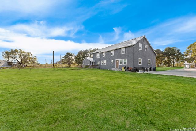 9658 S Foster, San Antonio, TX 78222