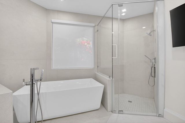 5761 Paddington Way, Boca Raton, FL 33496