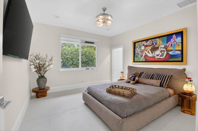 5761 Paddington Way, Boca Raton, FL 33496