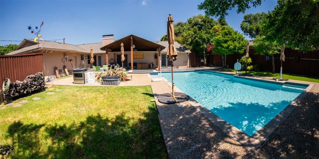 7708 Tophill Lane, Dallas, TX 75248