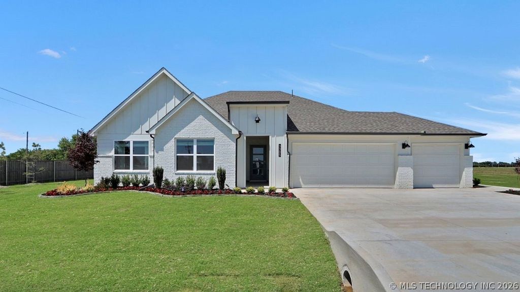 3305 E 154th Street S, Bixby, OK 74008