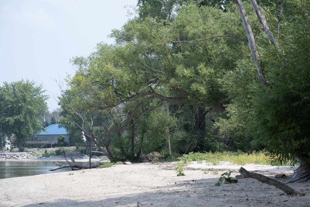 4061 NICOLET ROAD, Green Bay, WI 54311