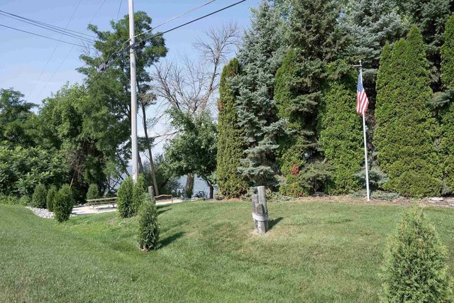 4061 NICOLET ROAD, Green Bay, WI 54311