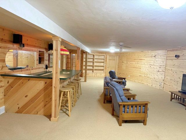 4061 NICOLET ROAD, Green Bay, WI 54311