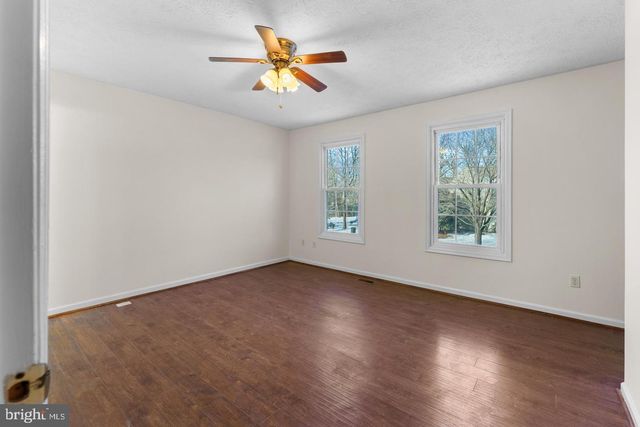 2126 COMMISSARY CIR, Odenton, MD 21113