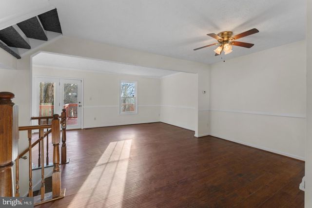 2126 COMMISSARY CIR, Odenton, MD 21113