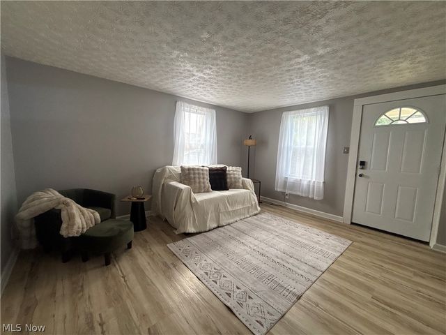 1242 Dartmouth Avenue SW, Canton, OH 44710