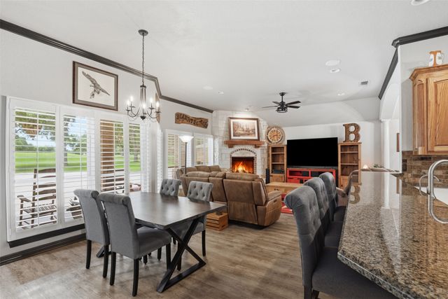 8904 Woodlawn Drive, Granbury, TX 76049